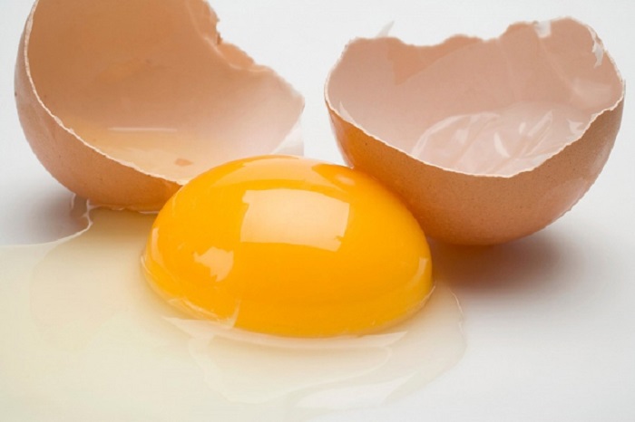 Cách dưỡng ẩm cho da từ lòng đỏ trứng gà